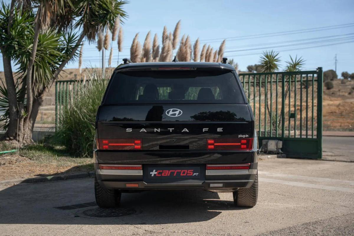 hyundai-santa-fe-2025-hibrido-a-gasolina-1598cc
