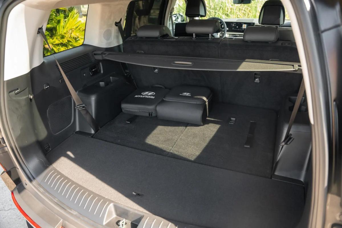 hyundai-santa-fe-2025-hibrido-a-gasolina-1598cc