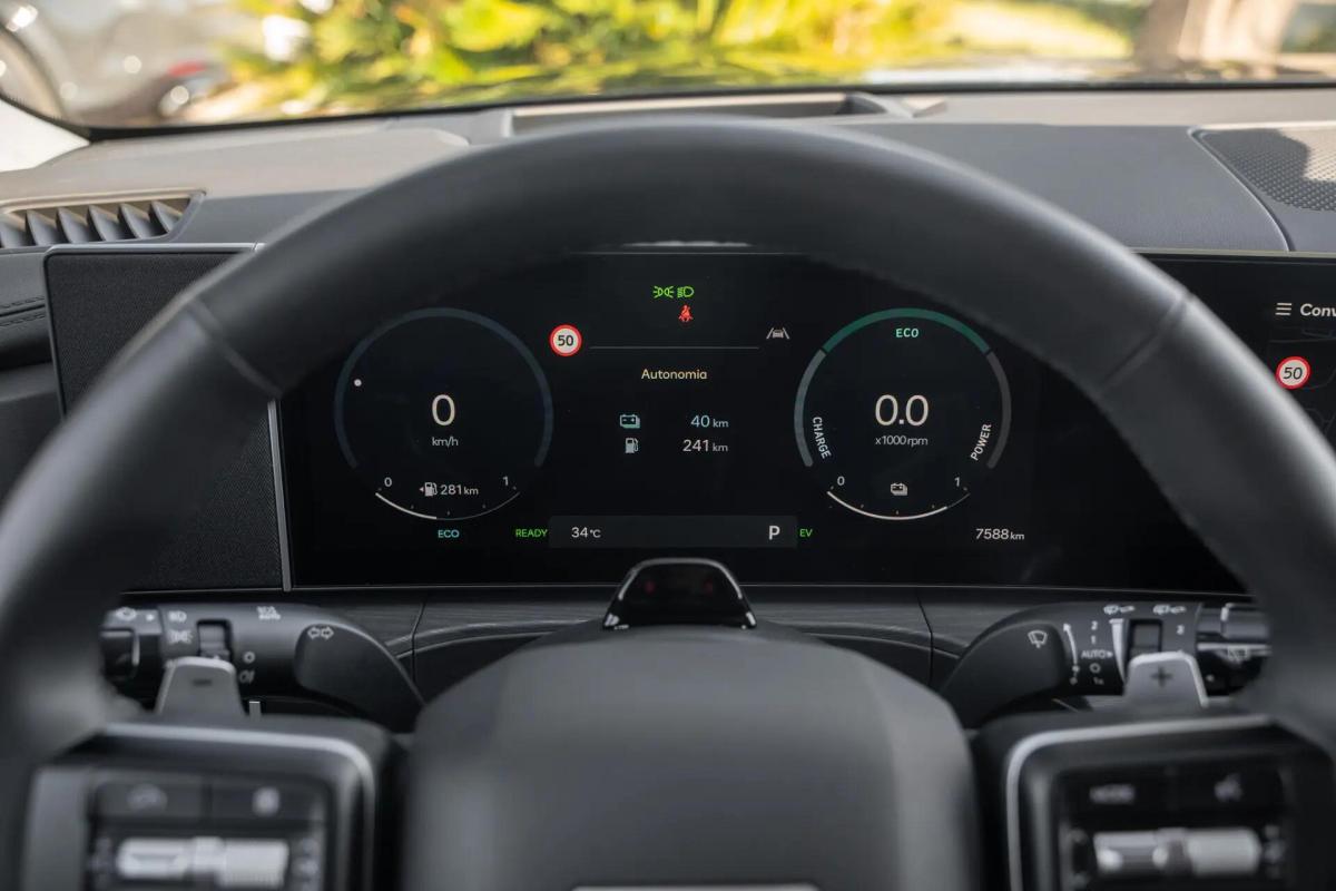 hyundai-santa-fe-2025-hibrido-a-gasolina-1598cc