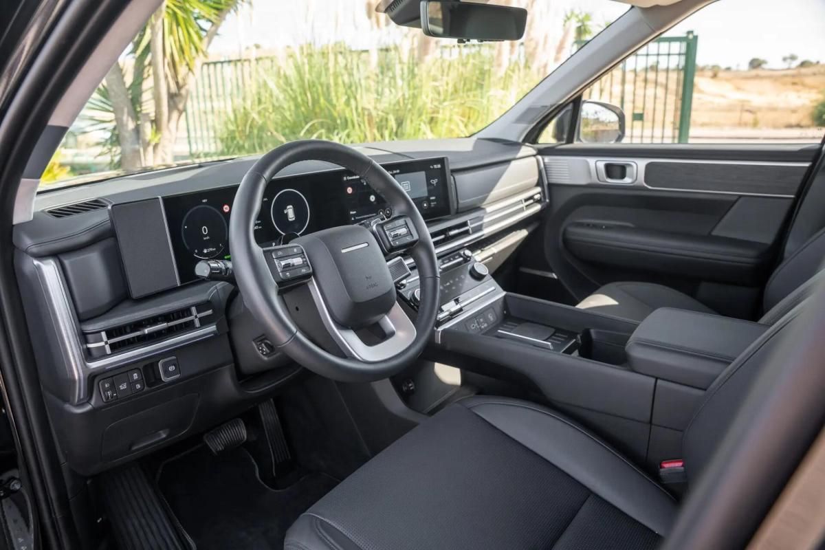 hyundai-santa-fe-2025-hibrido-a-gasolina-1598cc