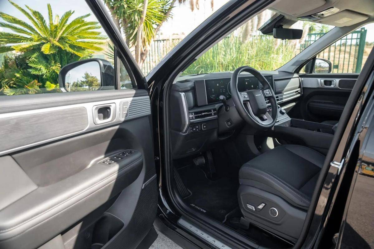 hyundai-santa-fe-2025-hibrido-a-gasolina-1598cc