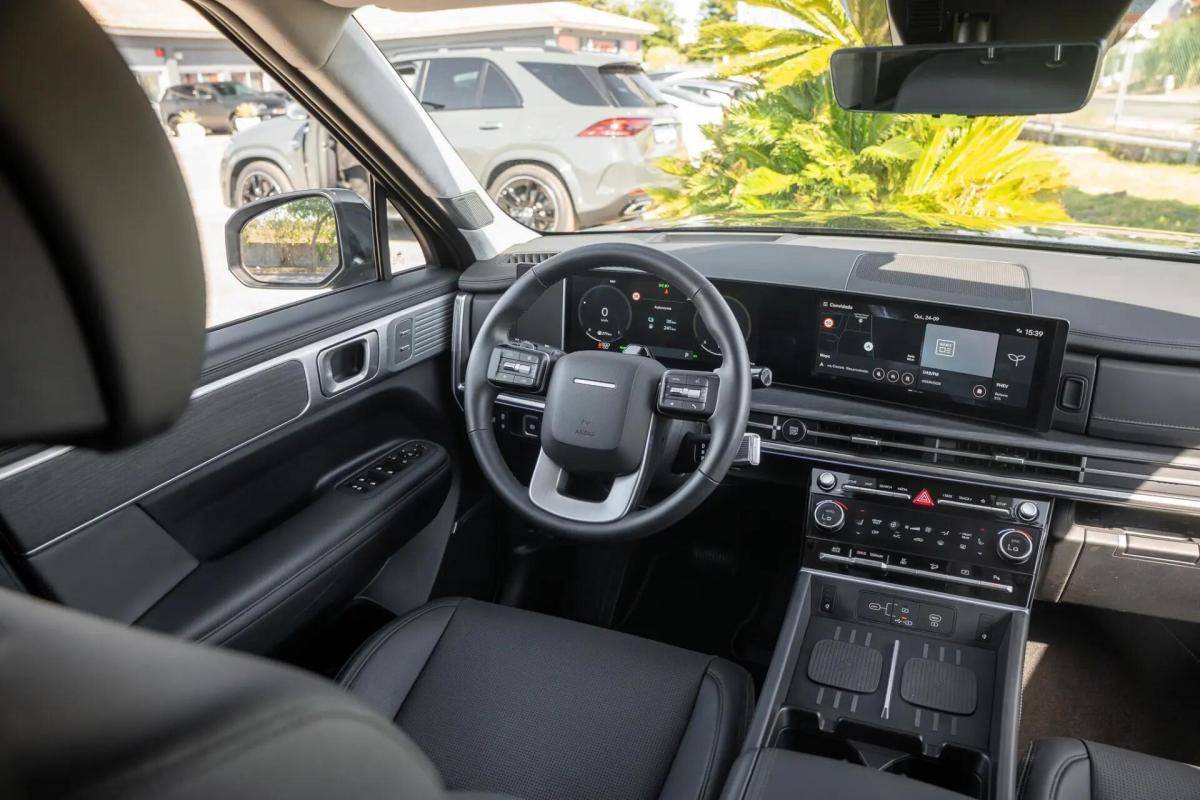 hyundai-santa-fe-2025-hibrido-a-gasolina-1598cc