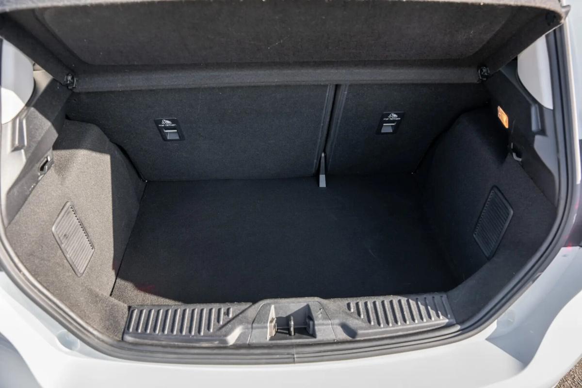 ford-fiesta-2022-gasolina-1084cc