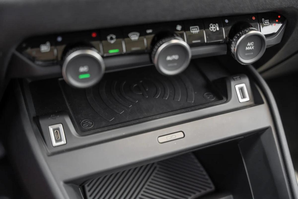 citroen-e-c4-x-2022-eletrico-0cc