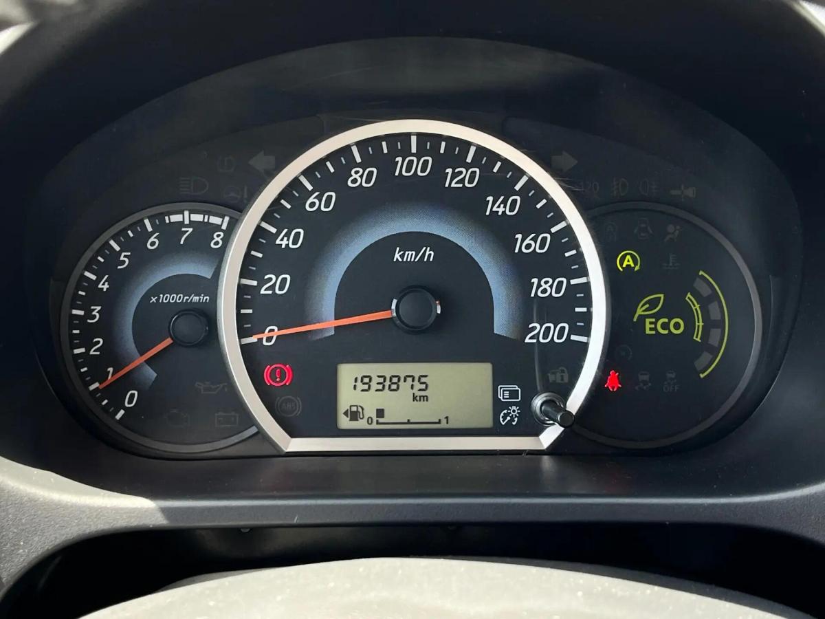 mitsubishi-space-star-2014-gasolina-1193cc