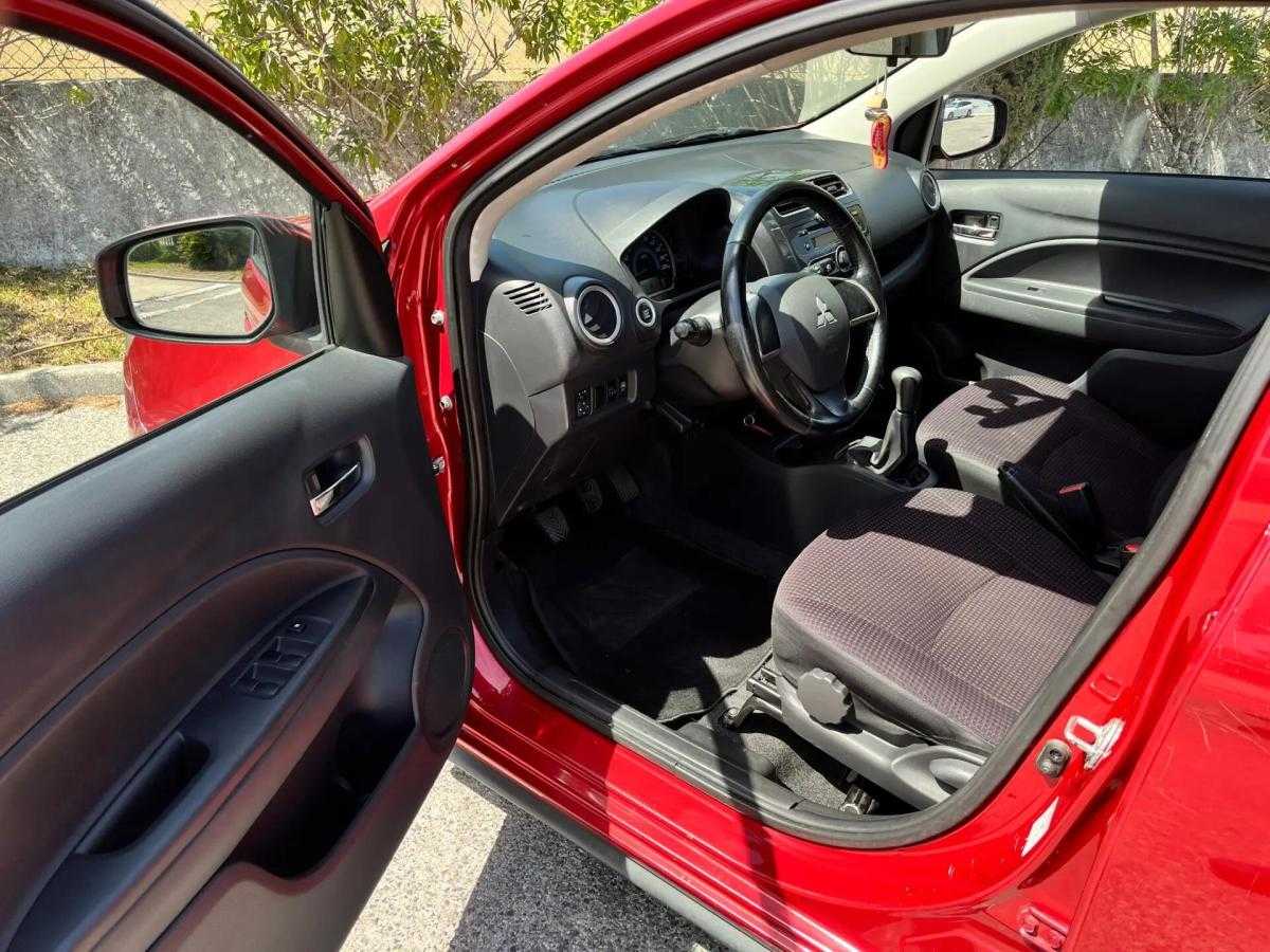 mitsubishi-space-star-2014-gasolina-1193cc