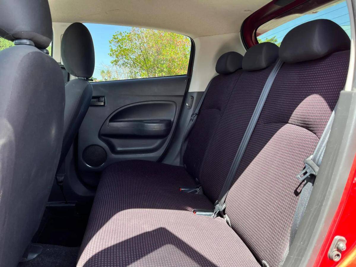 mitsubishi-space-star-2014-gasolina-1193cc