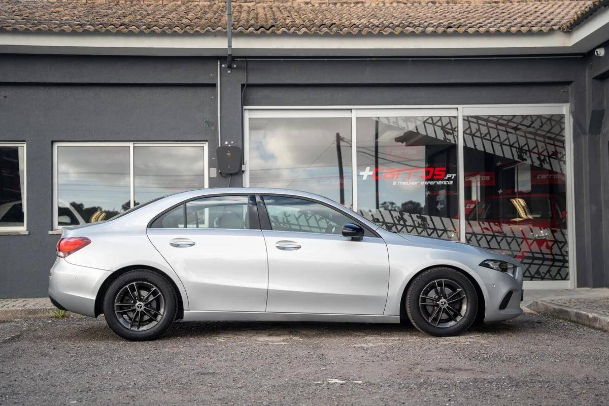 mercedes-benz-classe-a-a-180-limousine-auto-style-plus-gps-led-2020-diesel-1461cc
