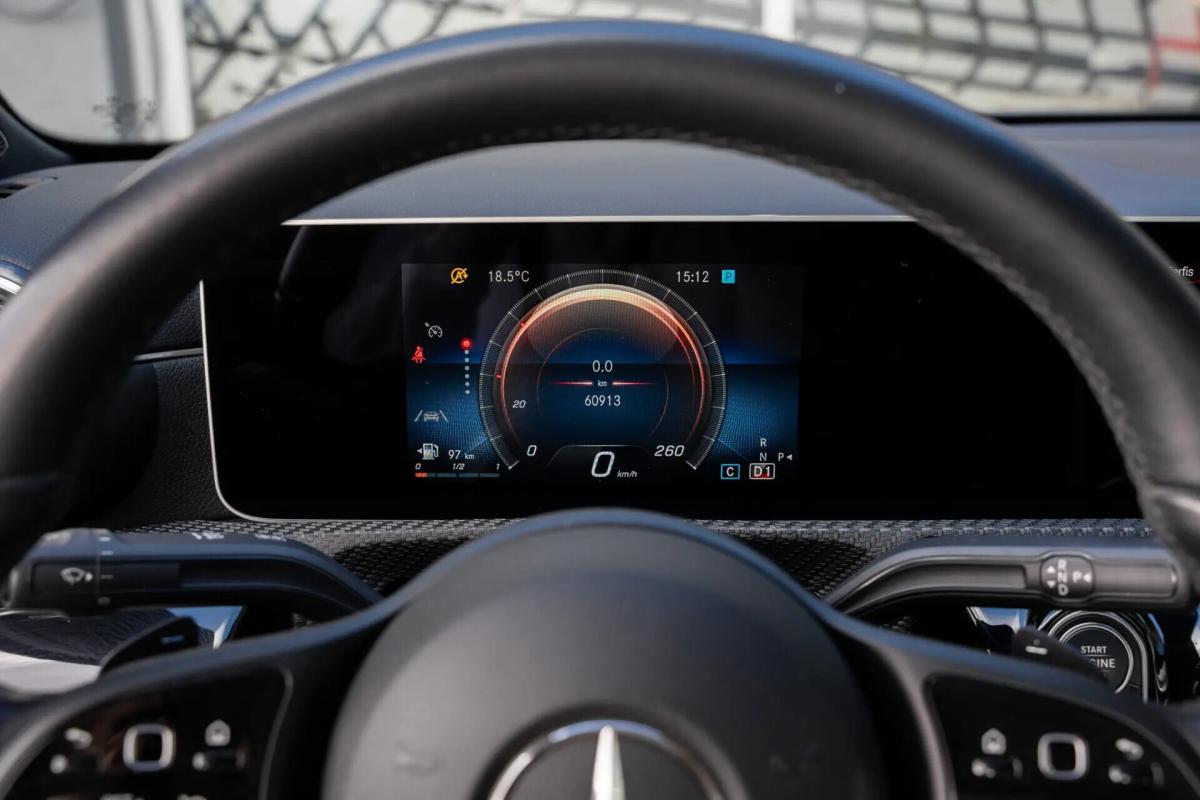mercedes-benz-classe-a-a-180-limousine-auto-style-plus-gps-led-2020-diesel-1461cc