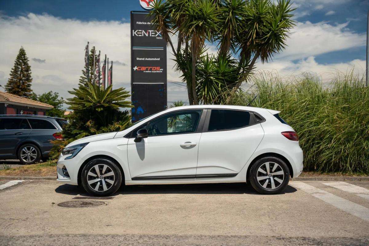 renault-clio-2022-hibrido-a-gasolina-1598cc