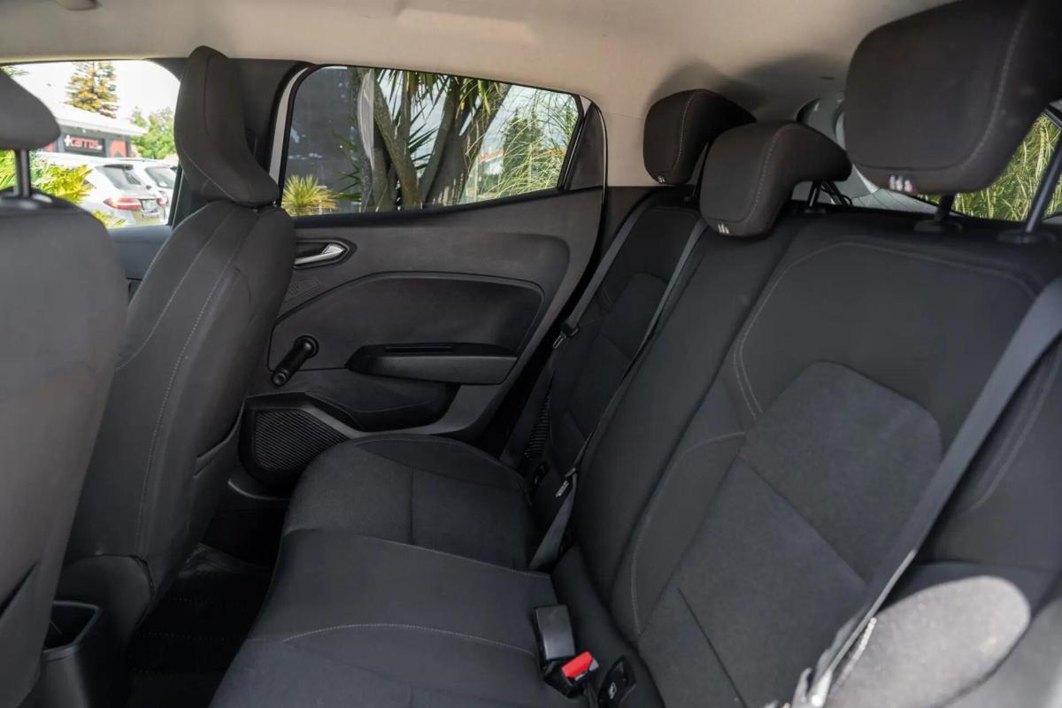 renault-clio-2022-hibrido-a-gasolina-1598cc