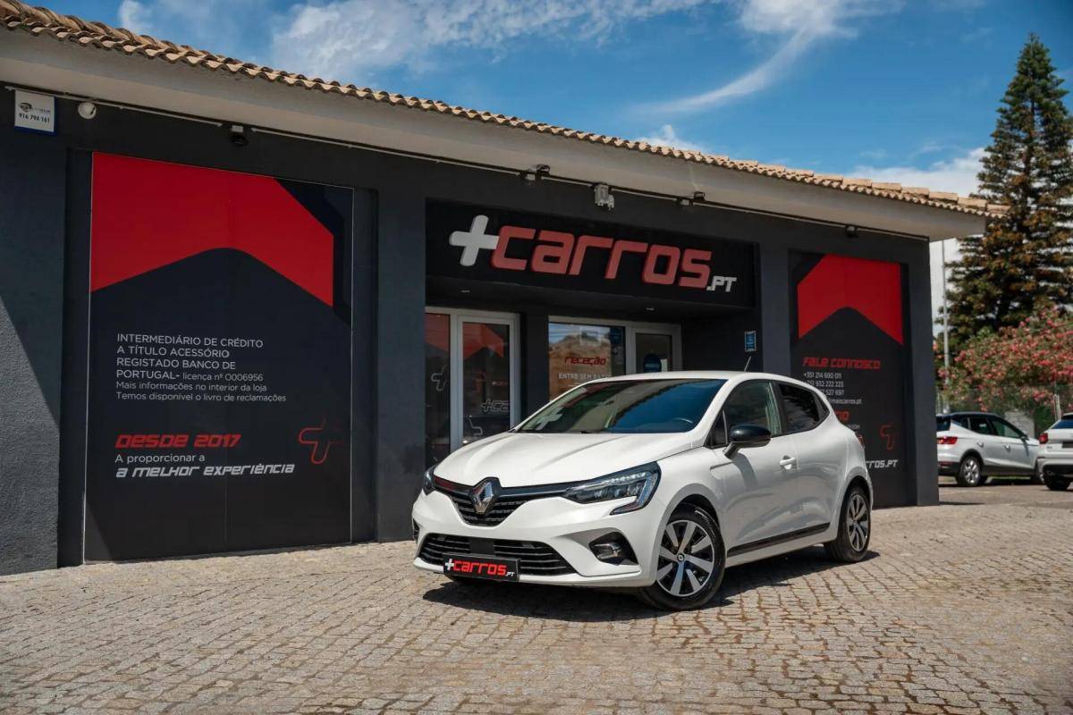 renault-clio-2022-hibrido-a-gasolina-1598cc