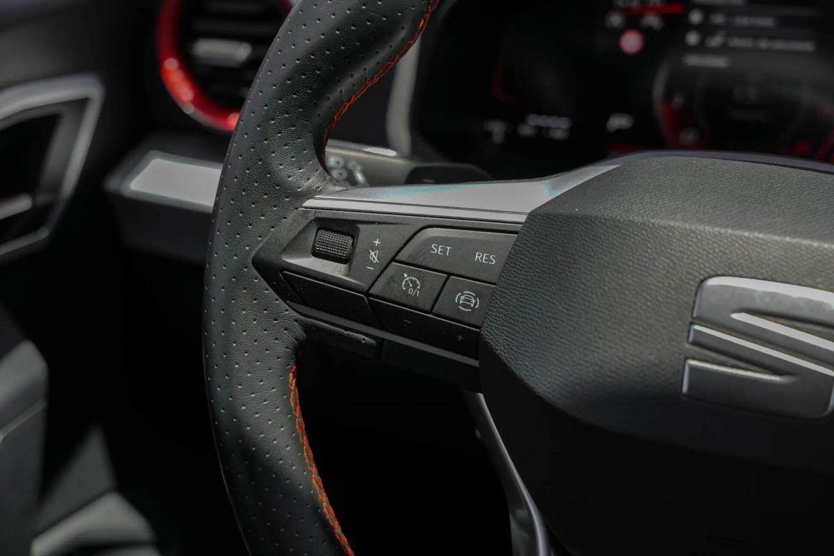 seat-arona-2025-gasolina-999cc