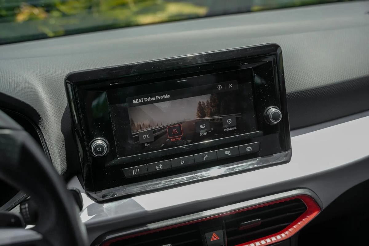 seat-arona-2025-gasolina-999cc