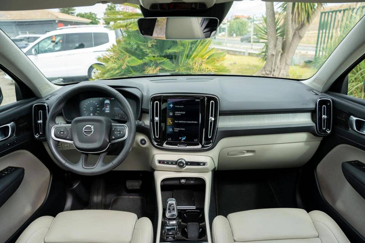 volvo-xc40-2021-hibrido-a-gasolina-1477cc