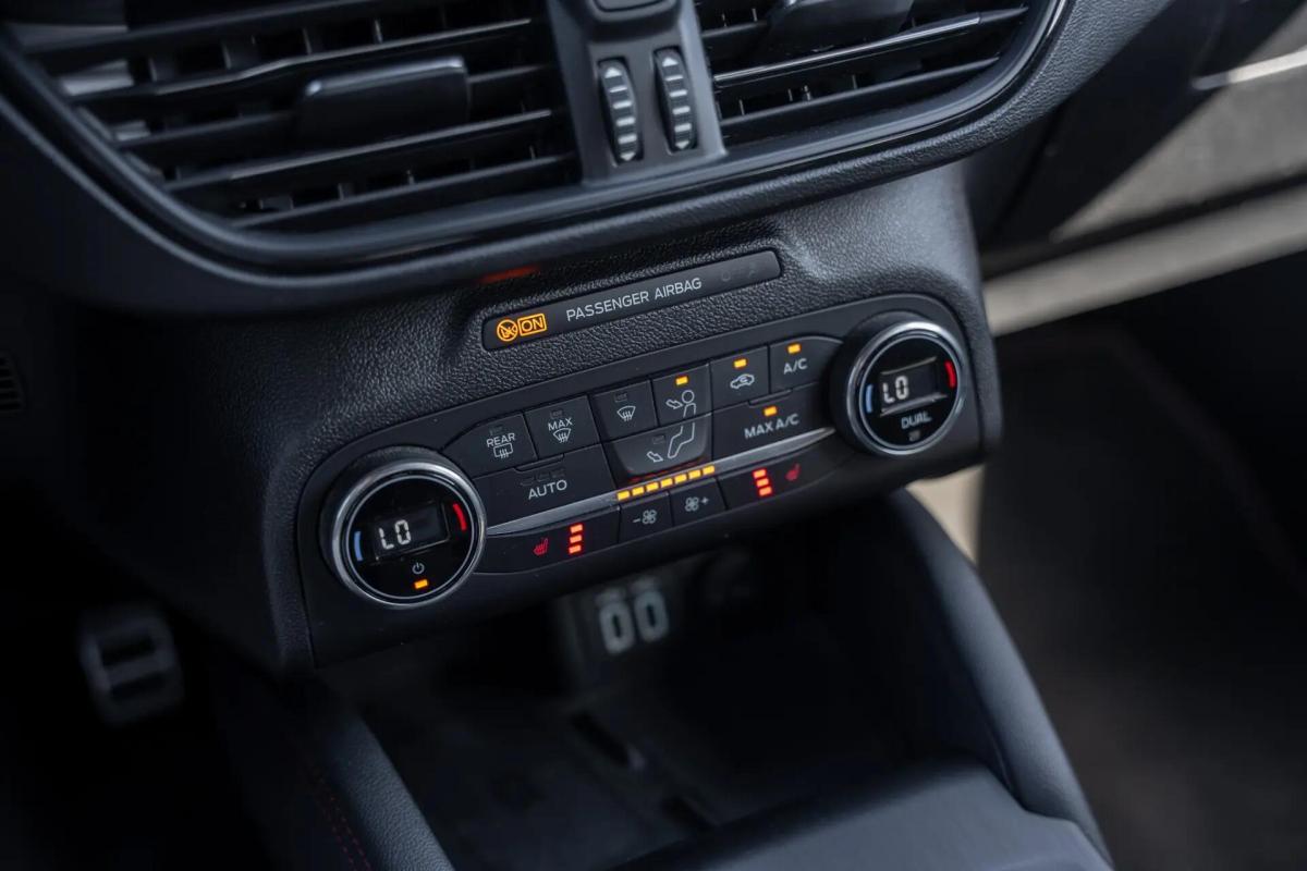 ford-focus-sw-2021-diesel-1499cc