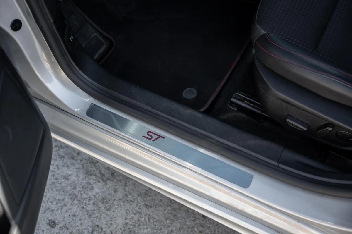 ford-focus-sw-2021-diesel-1499cc