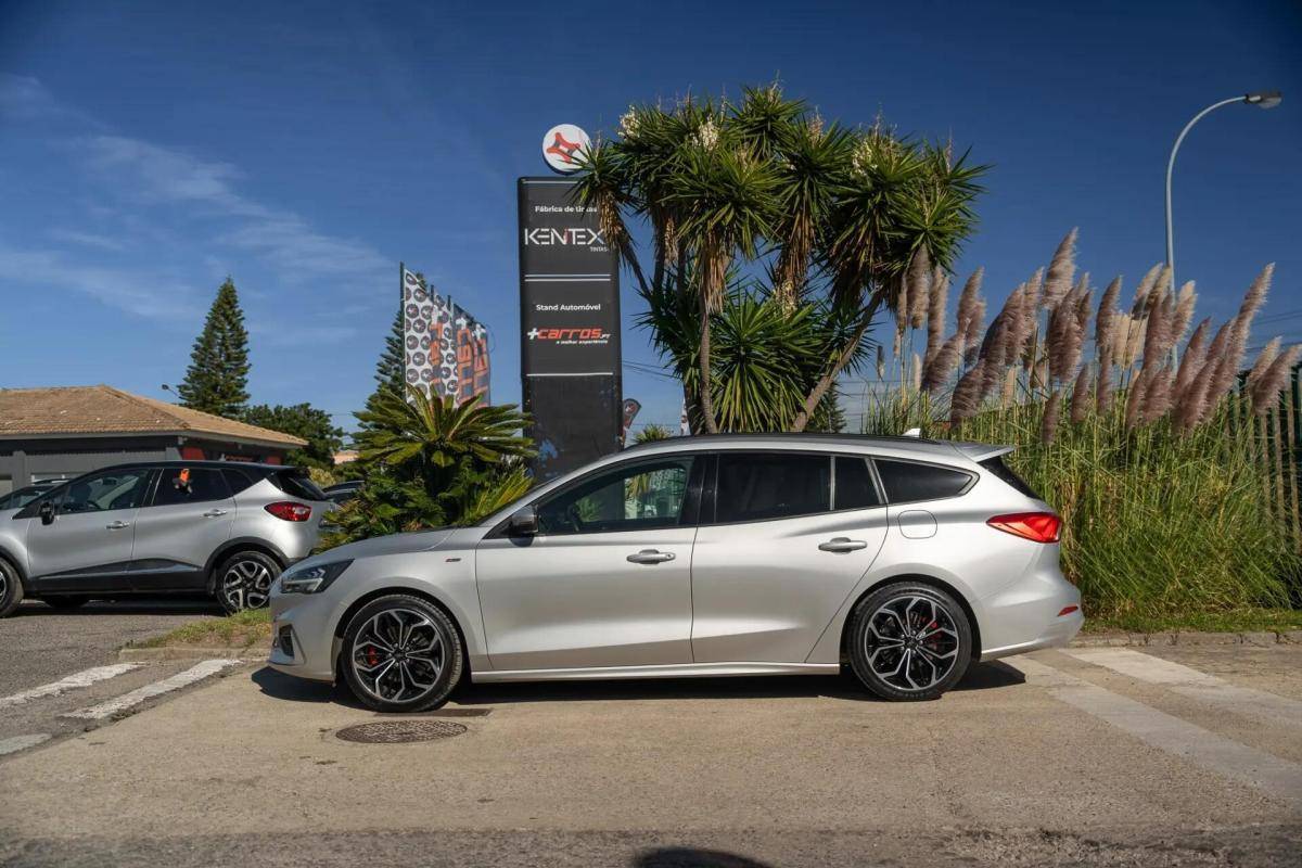 ford-focus-sw-2021-diesel-1499cc