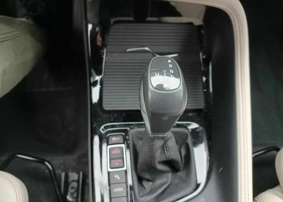 bmw-x1-xdrive25e-2022-hibrido-a-gasolina-1499cc