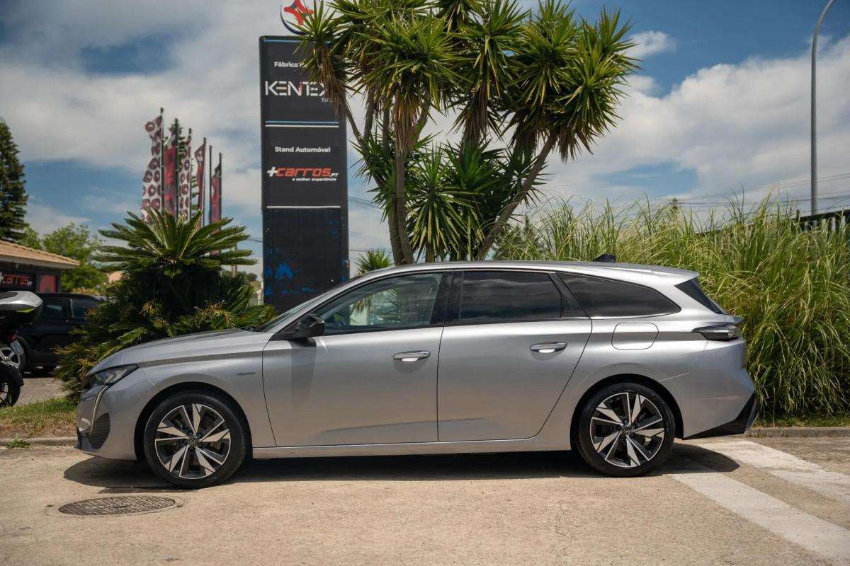 peugeot-308-sw-2022-hibrido-a-gasolina-1598cc
