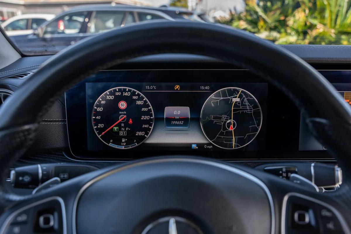 mercedes-benz-classe-e-220-coupe-2018-diesel-1950cc