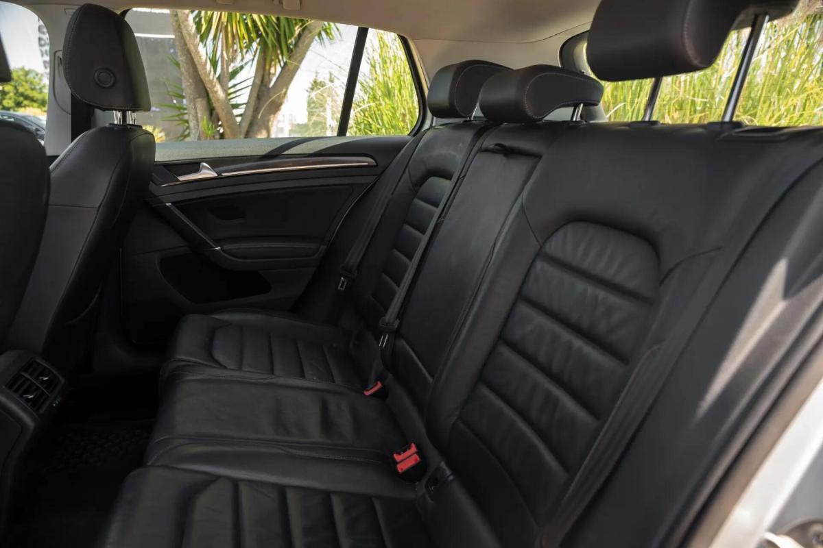 volkswagen-golf-2014-diesel-1598cc