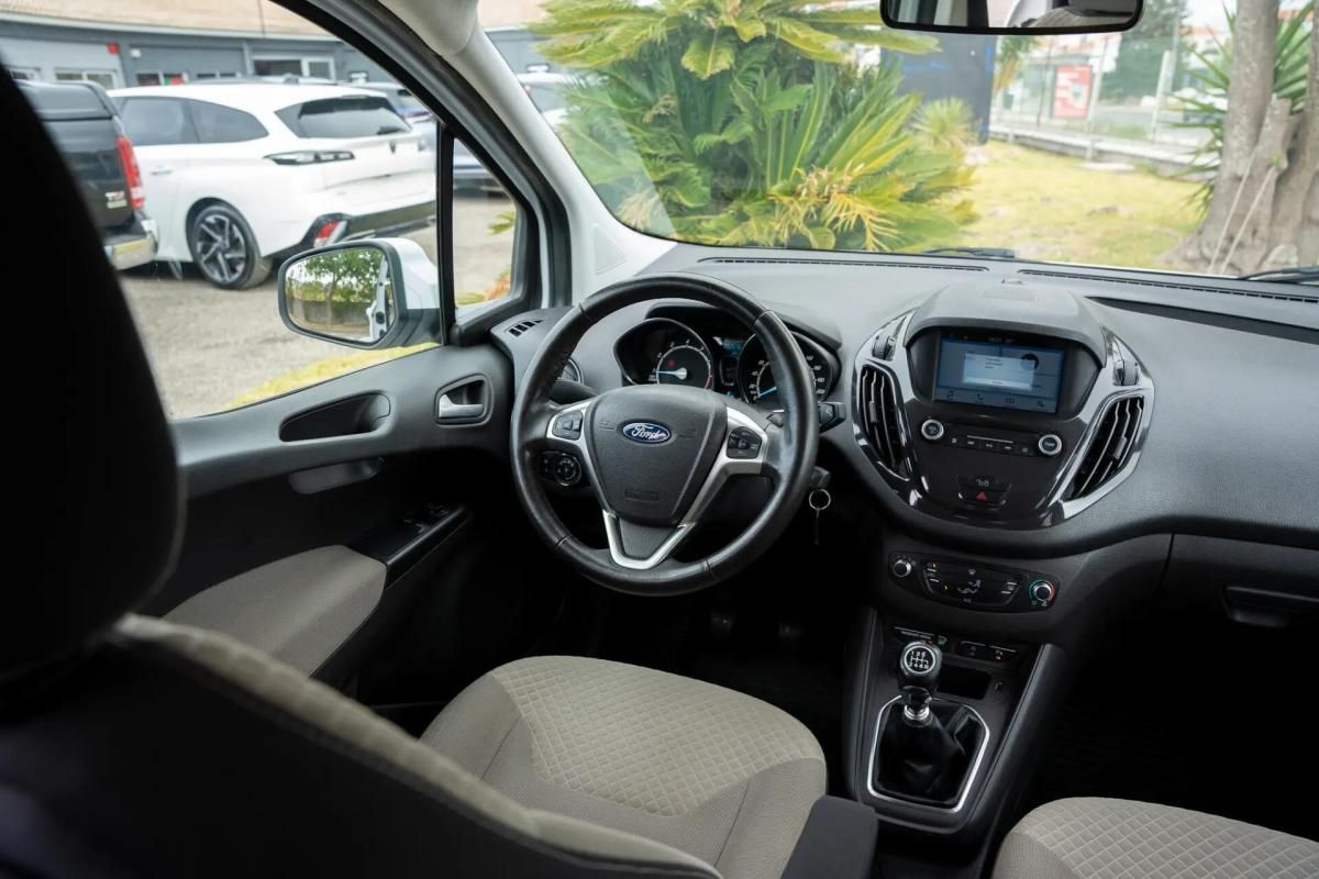 ford-tourneo-courier-2018-gasolina-998cc