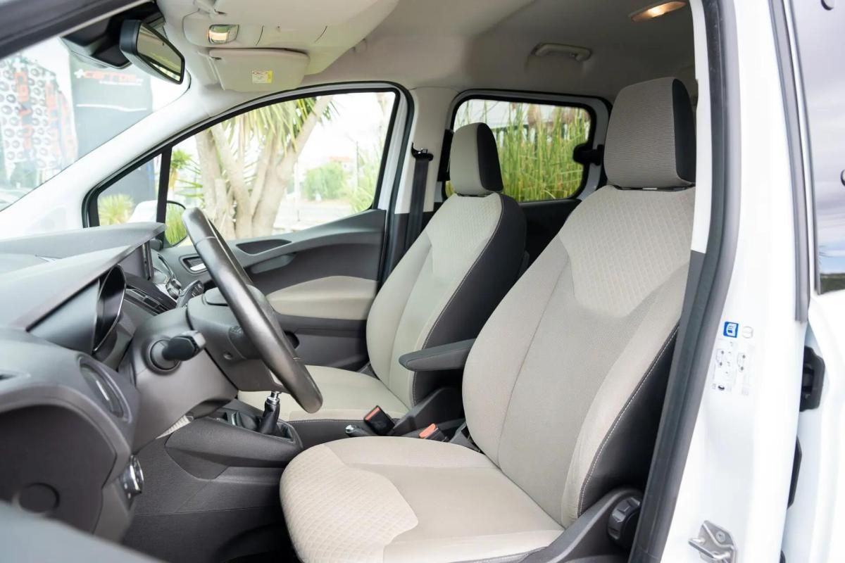 ford-tourneo-courier-2018-gasolina-998cc