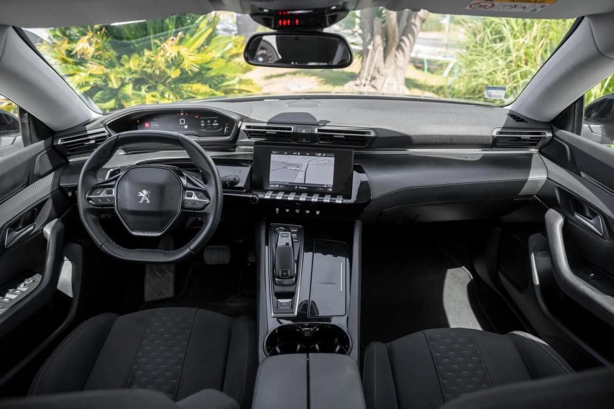 peugeot-508-sw-2023-diesel-1499cc