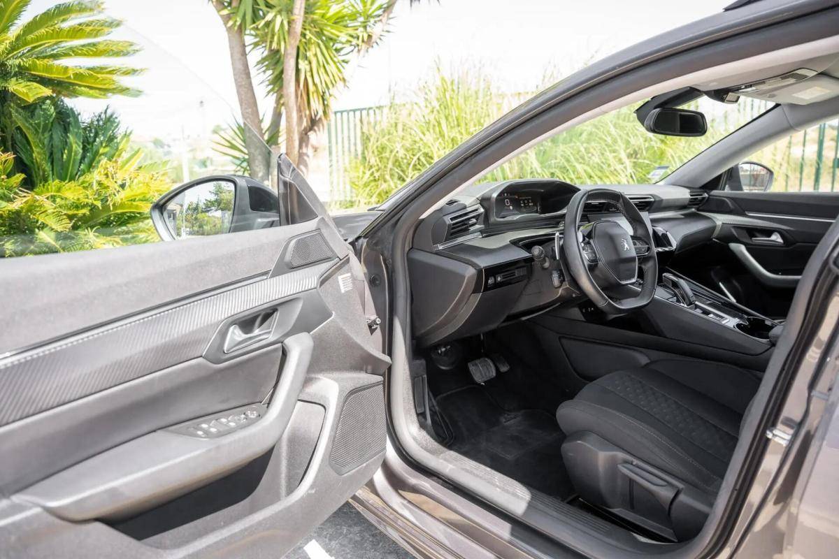 peugeot-508-sw-2023-diesel-1499cc
