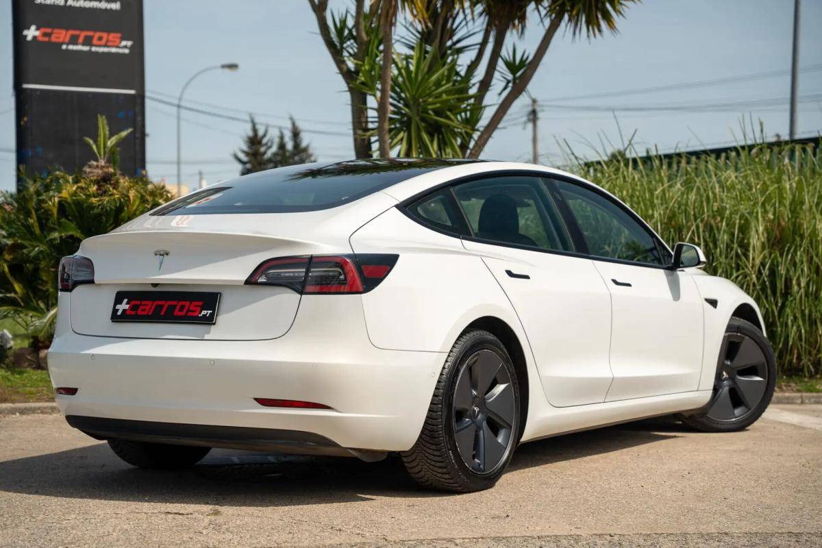 tesla-model-3-2023-eletrico-0cc