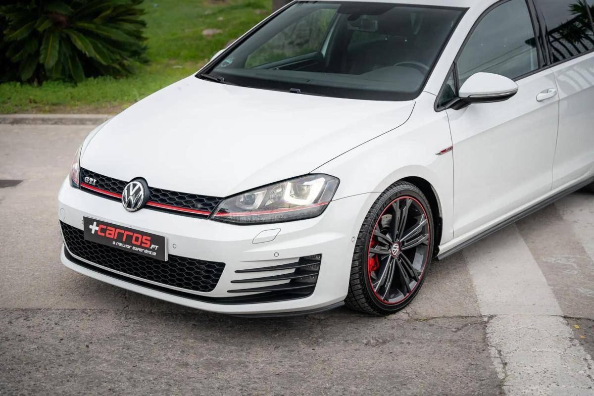 volkswagen-golf-2014-gasolina-1984cc