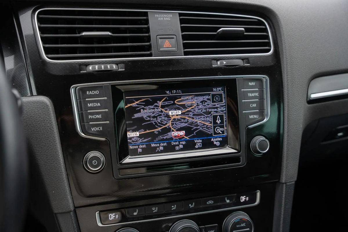 volkswagen-golf-2014-gasolina-1984cc