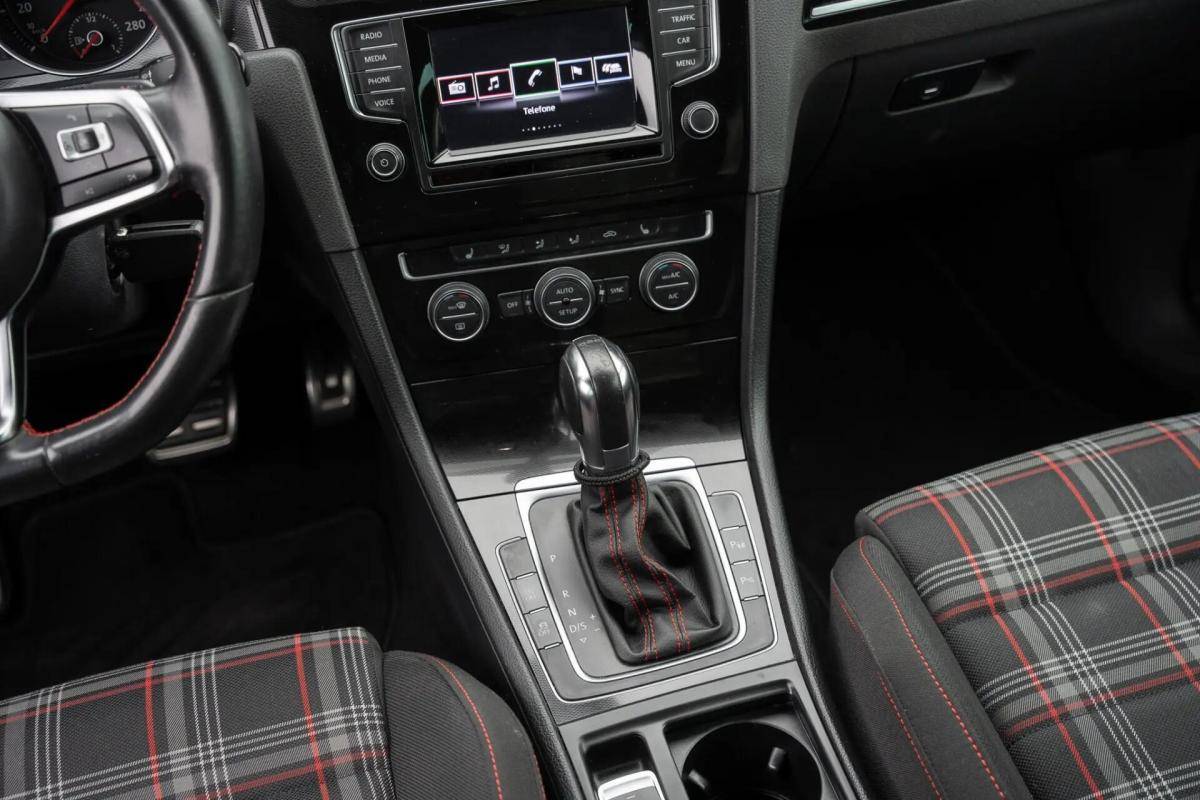 volkswagen-golf-2014-gasolina-1984cc