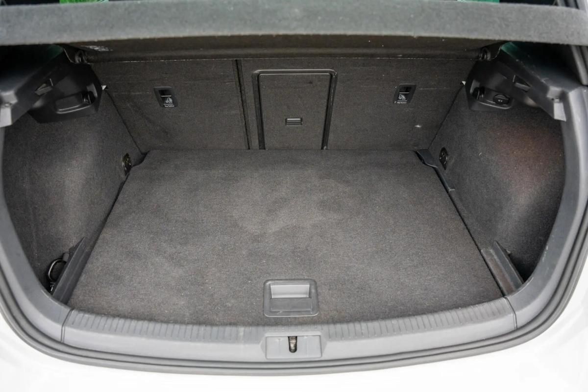 volkswagen-golf-2014-gasolina-1984cc