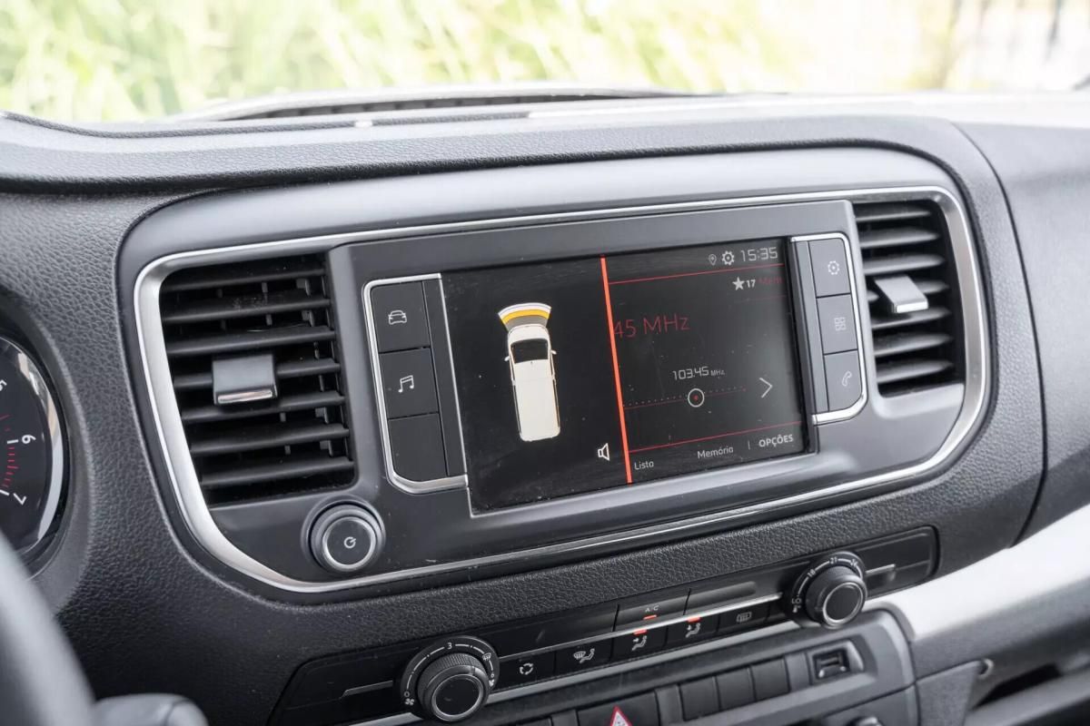 citroen-spacetourer-2023-diesel-1499cc