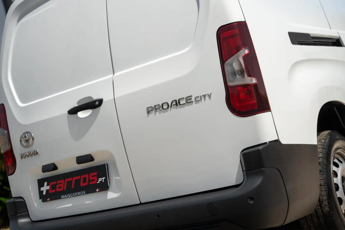 toyota-proace-2022-diesel-1499cc
