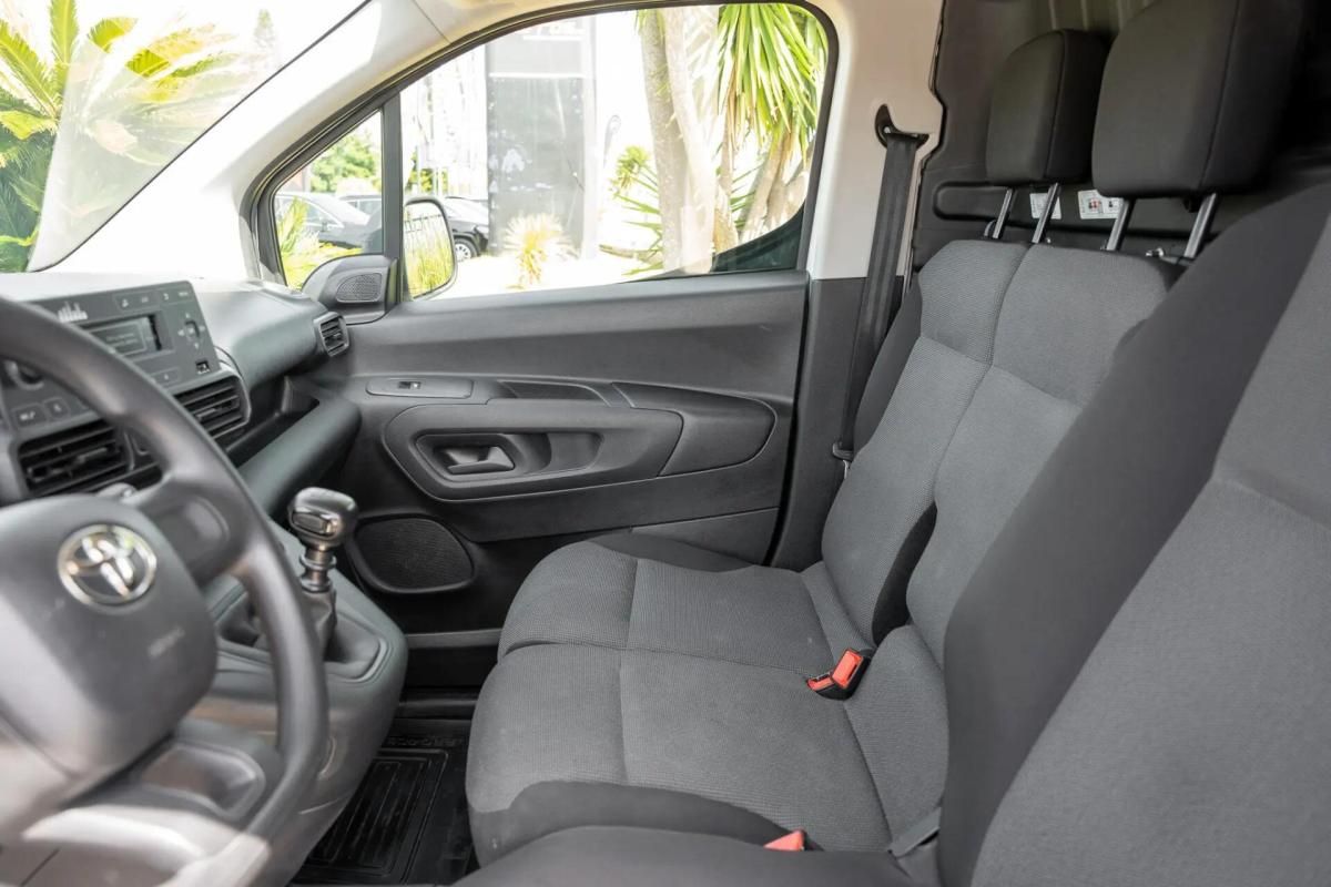toyota-proace-2022-diesel-1499cc