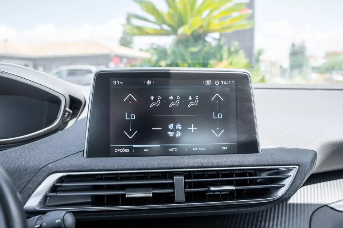 peugeot-3008-2020-diesel-1499cc