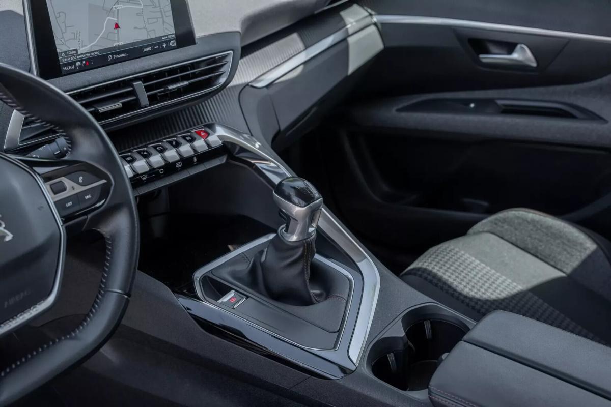 peugeot-3008-2020-diesel-1499cc