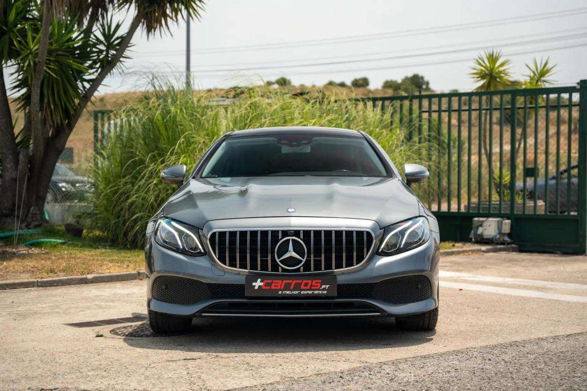 mercedes-benz-classe-e-220-coupe-2018-diesel-1950cc