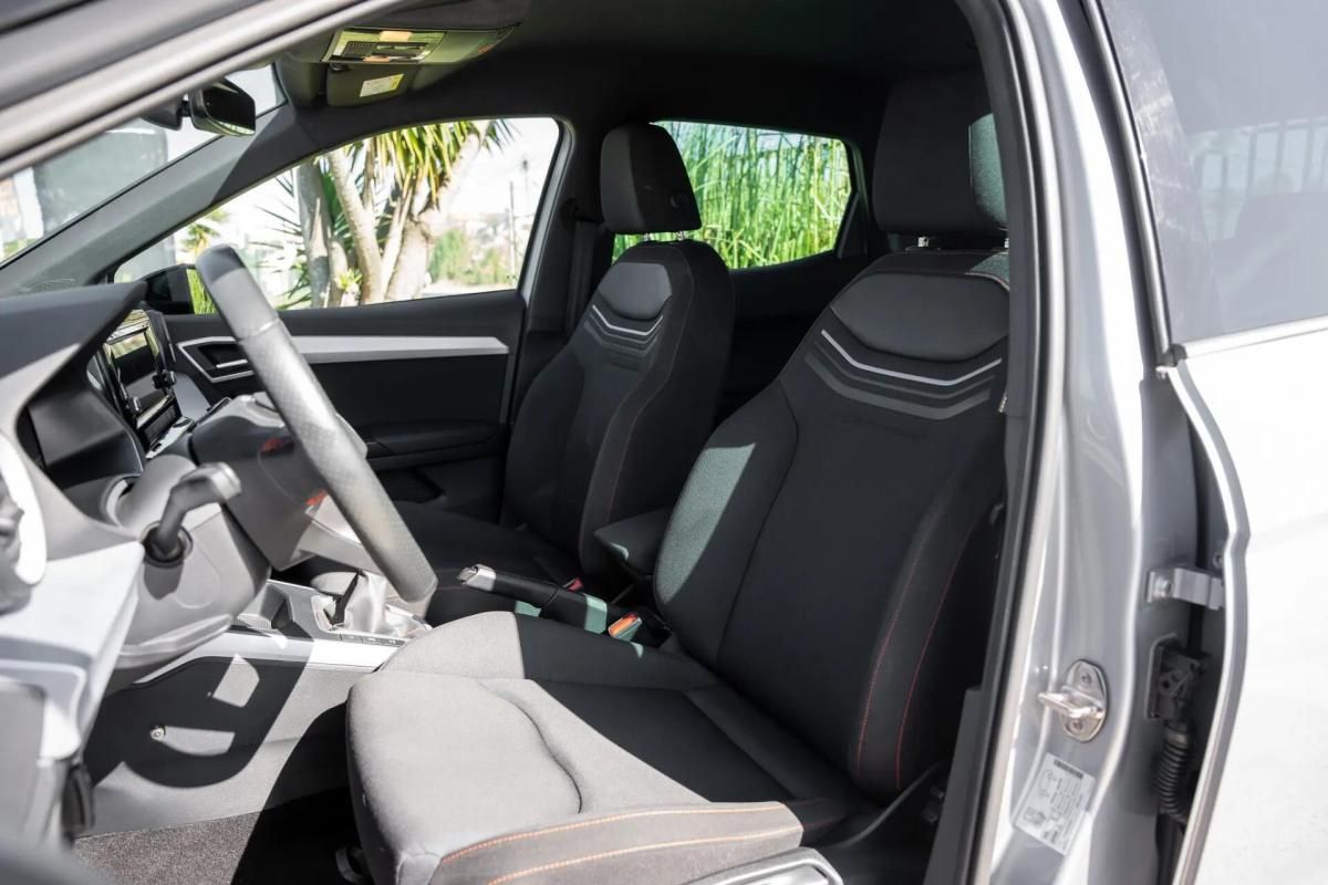 seat-arona-2024-gasolina-999cc