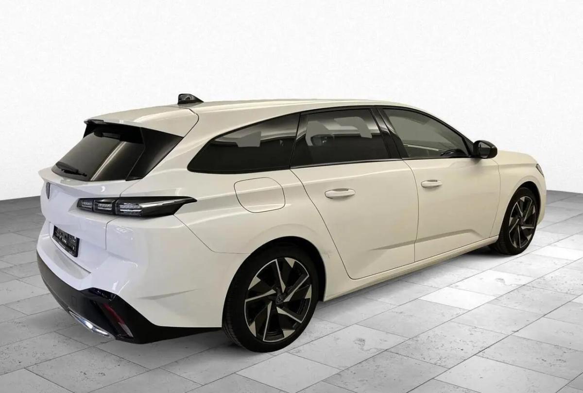 peugeot-308-sw-2023-diesel-1499cc