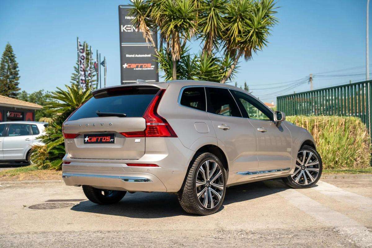 volvo-xc60-2023-hibrido-a-gasolina-1969cc