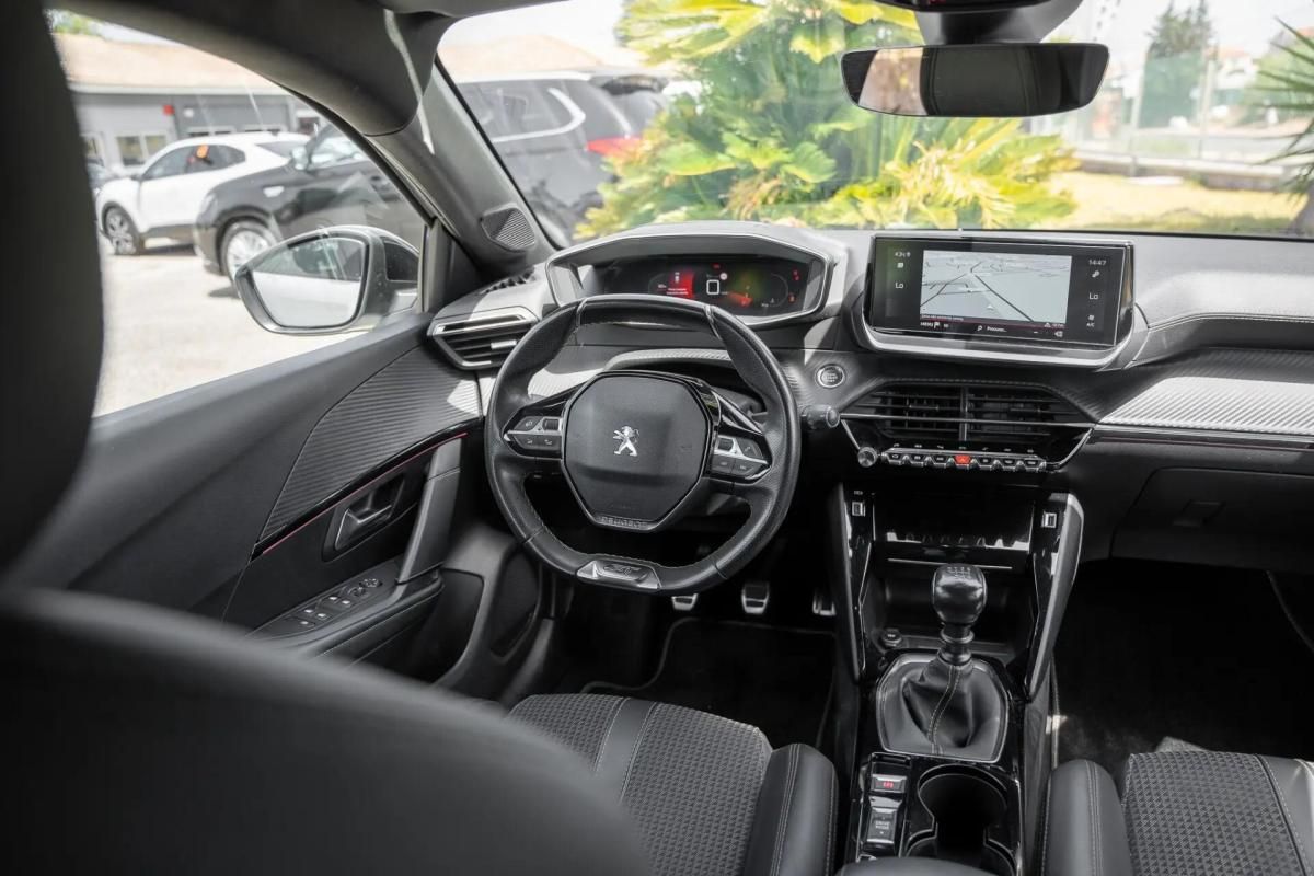peugeot-208-2022-diesel-1499cc