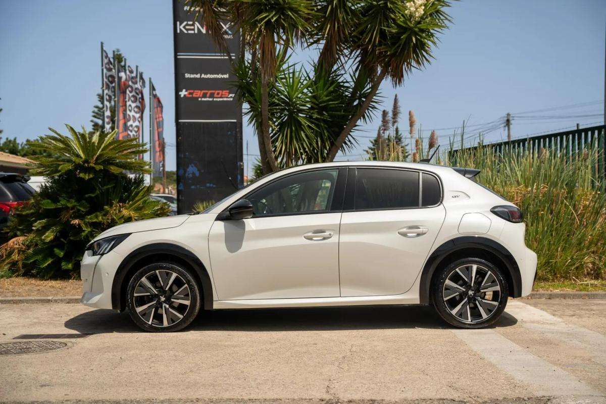 peugeot-208-2022-diesel-1499cc