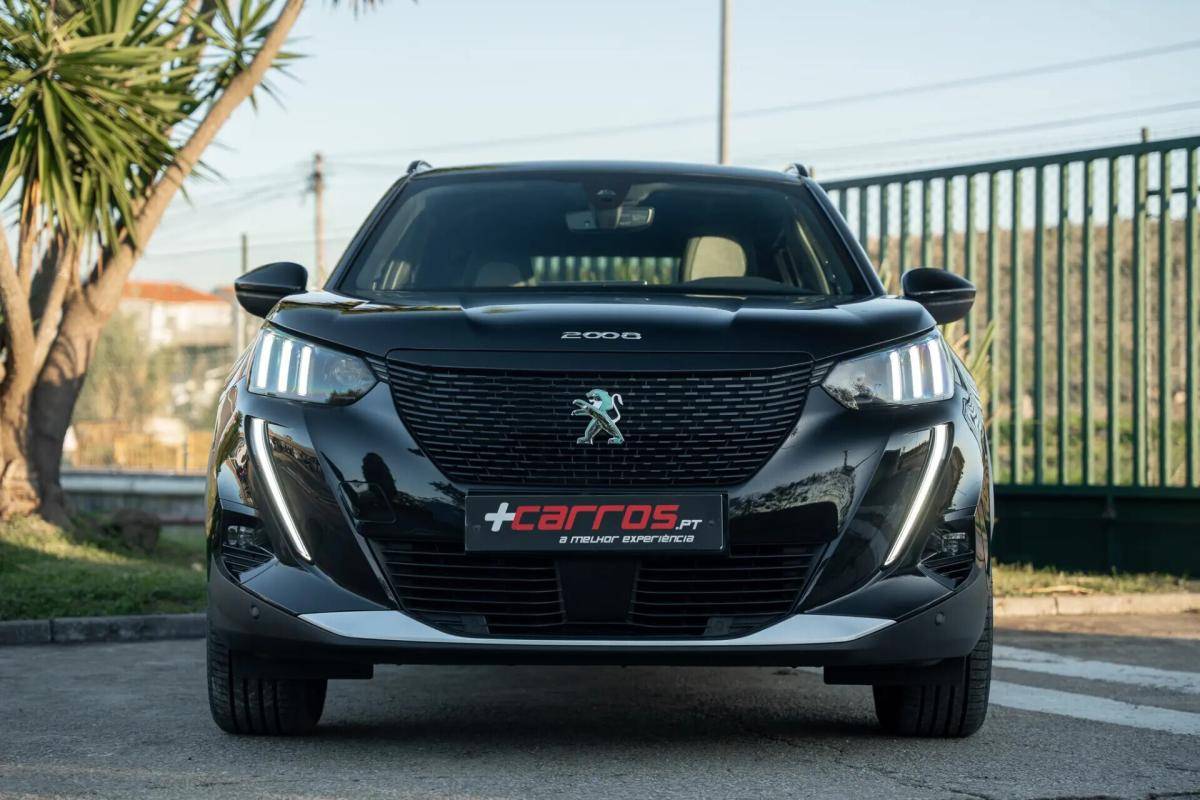 peugeot-e-2008-2021-eletrico-0cc