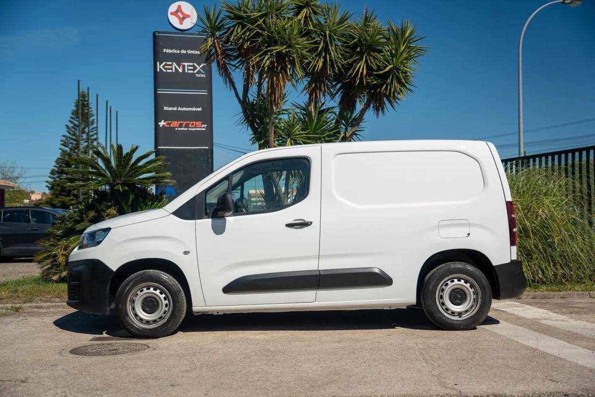 citroen-berlingo-2021-diesel-1499cc