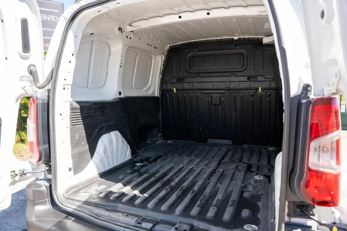 citroen-berlingo-2021-diesel-1499cc