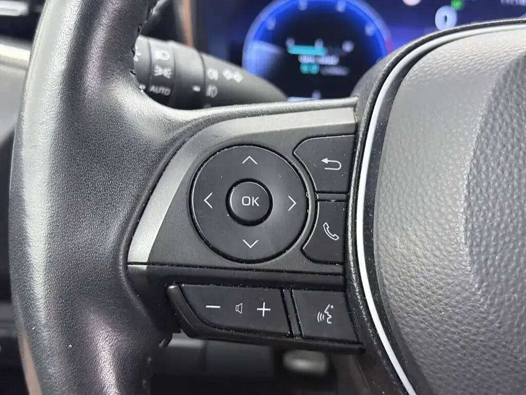 toyota-corolla-2023-hibrido-a-gasolina-1798cc